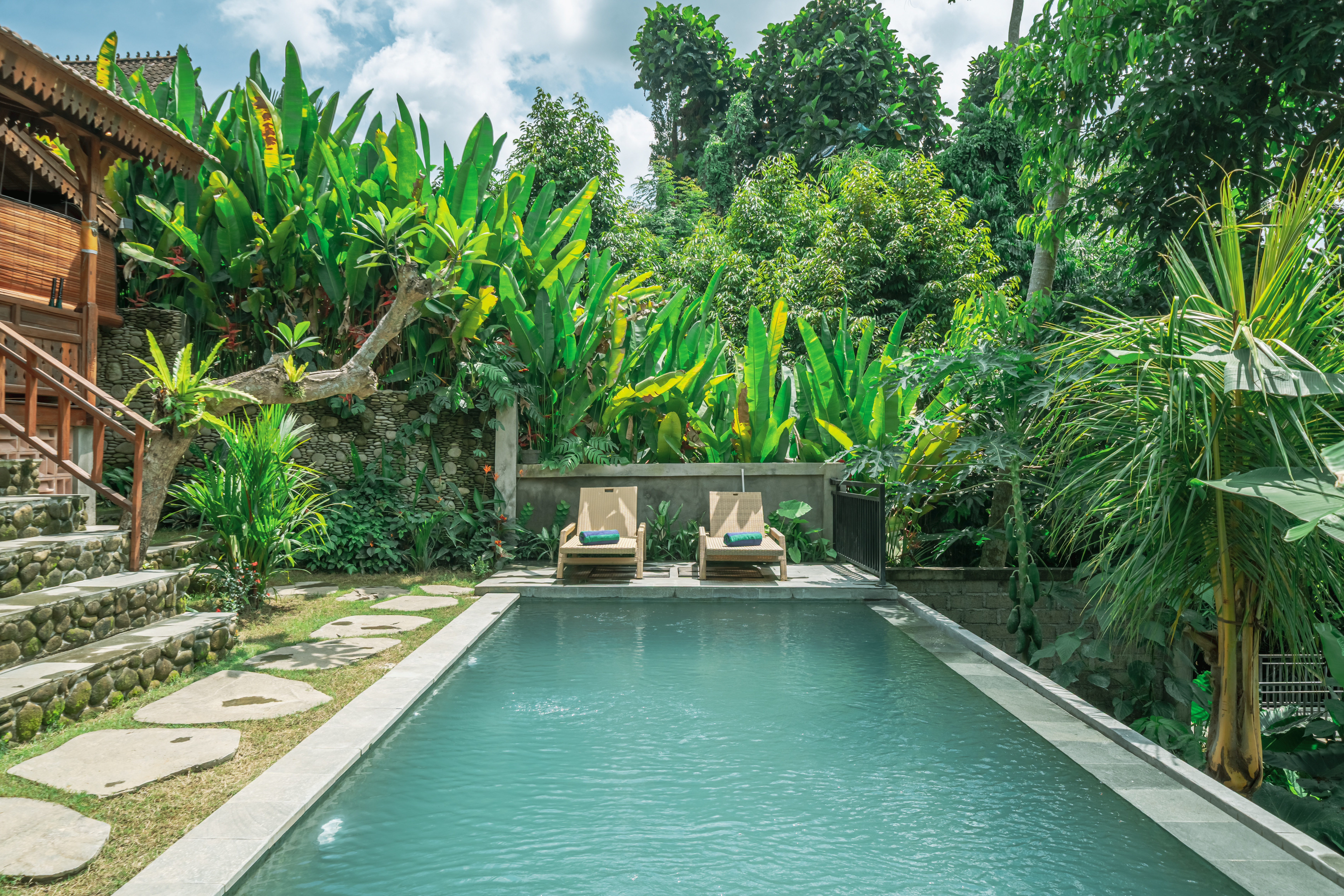 Saughina Private Villa Hanging Pool & Outdoor Terrace
