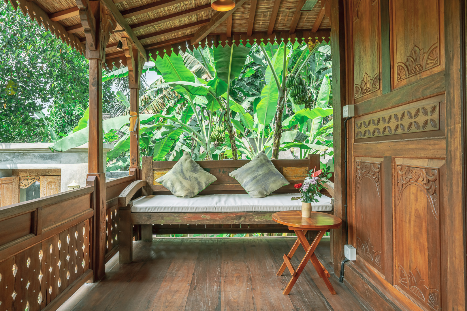 Villa Living Lounge